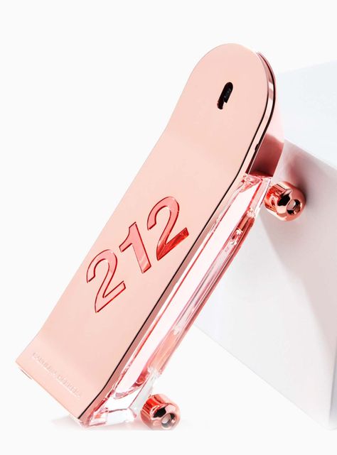 Set Perfume Carolina Herrera 212 Heroes For Her EDP Mujer 80 ml + Body Lotion 100 ml-3