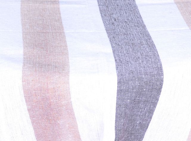 Mantel Kadar Líneas Grises 180 x 180 cm Kadar-1