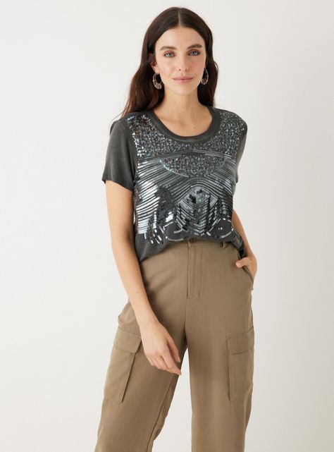 Polera con Proceso de Teñido y Lentejuelas Bordadas-0