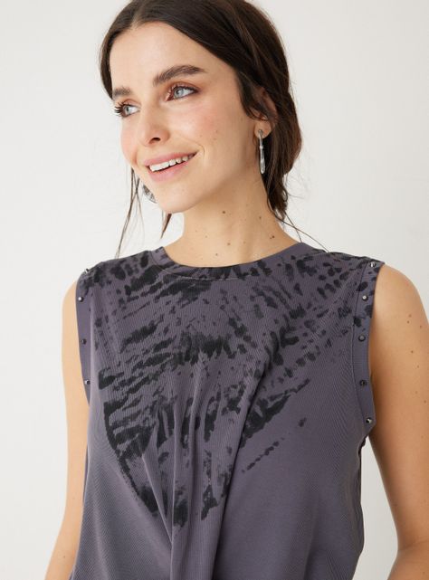 Polera Estampada con Tachas-2