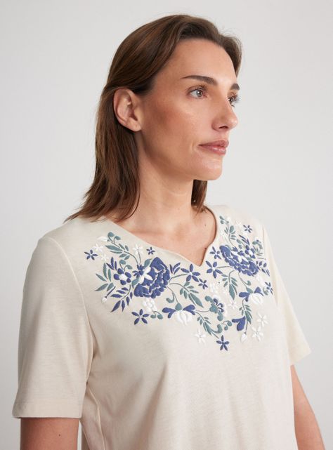Polera Estampada en Hombros-2
