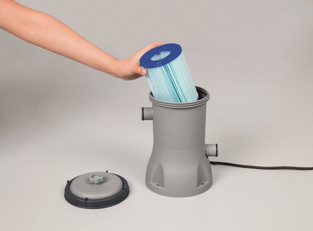 Bomba de Filtrado 530 Gal Bestway-1