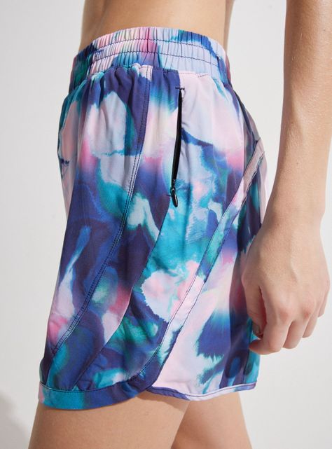 Short Active Novas Print-3