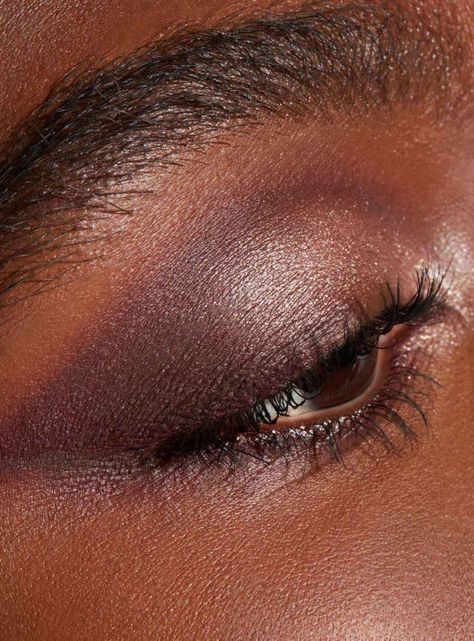 Paleta de Sombras M·A·C Connect In Colour Eye Shadow Palette: Embedded In Burgundy 6.25 g-5