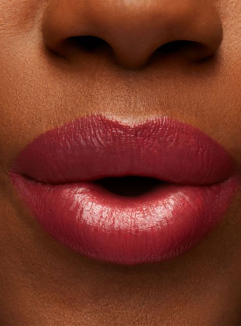 Labial Lustreglass Sheer-Shine Lipstick Kissmet 3 g-4