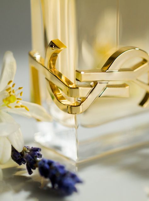 Perfume Yves Saint Laurent Libre EDP Mujer 150 ml-4