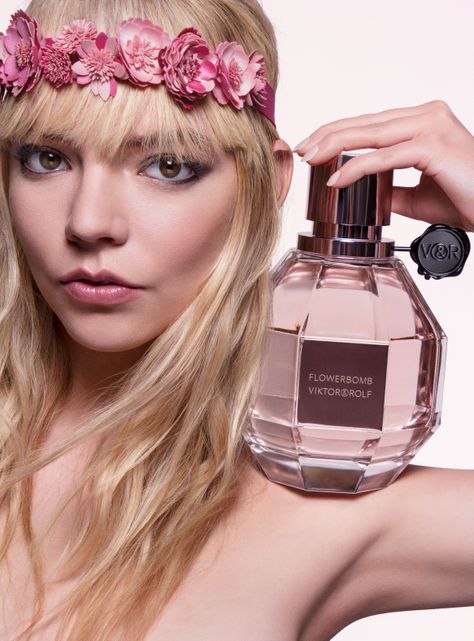 Set Perfume Flowerbomb EDP Mujer 100 ml + Body Cream 40 ml + Body Lotion 50 ml-4