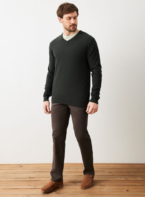Sweater Básico Cuello V Texturado-4