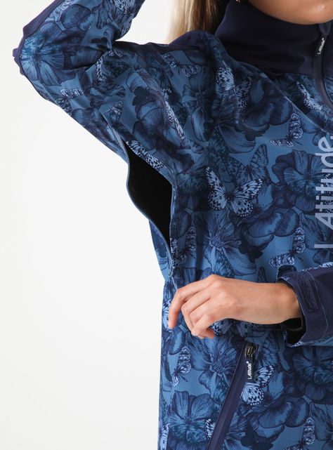 Chaqueta con Gorro Impermeable-2