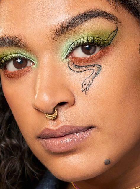 Paleta de Sombras Wild Greens Palette-4