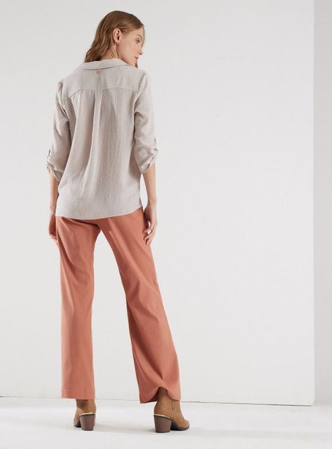 Blusa Satinada Con Pinza En Escote-5