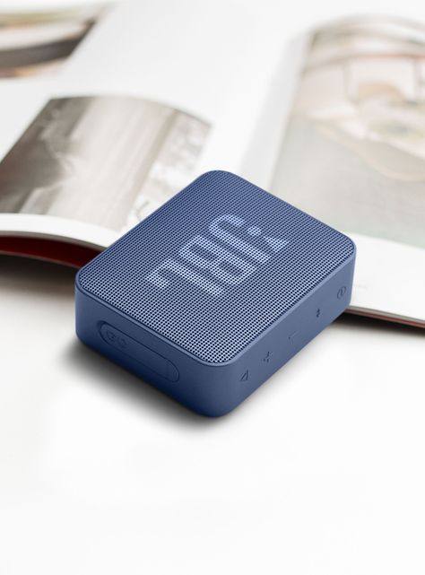 Parlante Bluetooth GO Essential Blue-3