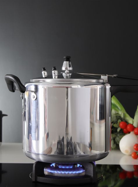 Olla A Presión Express Matic II 6 Litros-4