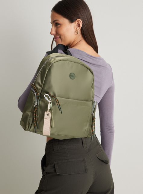 Mochila con Bolsillo Delantero-0