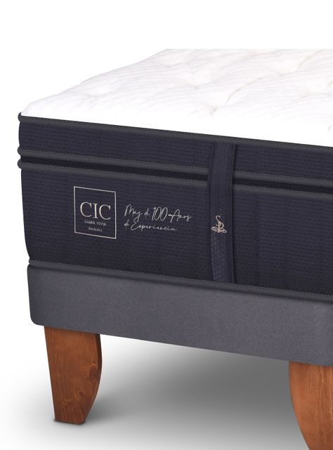 Cama Europea Super Premium King + Veladores Milán-3