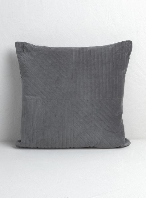 Cojín Velvet Stitch 45x45 cm-0