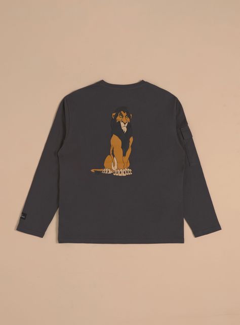 Polera Manga Larga con Bolsillo Scar Rey León Disney-3