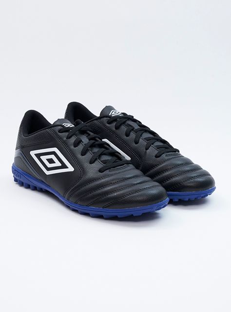 Zapatilla de Fútbol U Classico XII TF Hombre-2