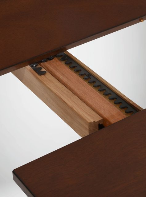Juego de Comedor Extensible Odessa Plus Extensible + 6 Sillas + 2 Sitiales CIC-6