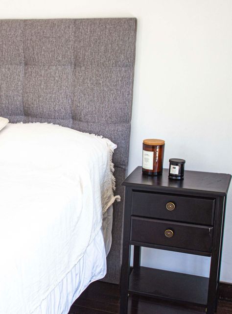 Cama Europea Titanium 2 Plazas + Respaldo con Velador-6