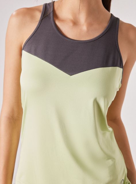 Polera Panel Malla En Contraste-3