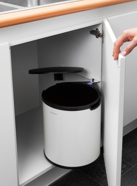Basurero con Soporte para Puerta Built in 15 Litros-2