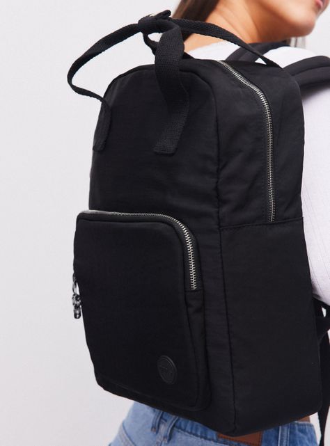 Mochila con Bolsillo Frontal-1