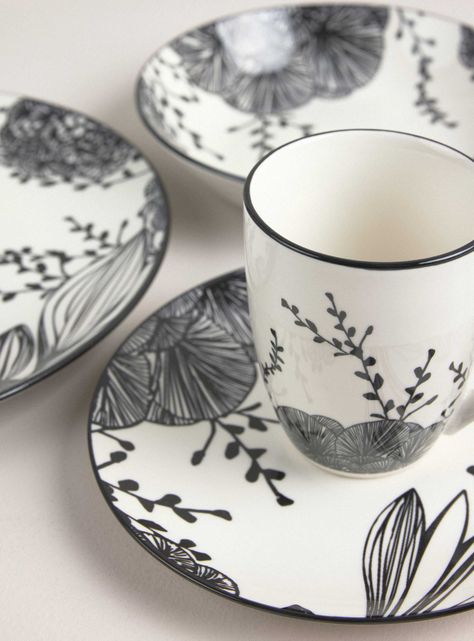 Set Vajilla 24 Piezas Hojas Negras Porcelana-2
