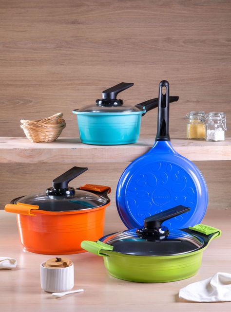Batería de Cocina Colores 7 Piezas + Set de Cuchillos-3