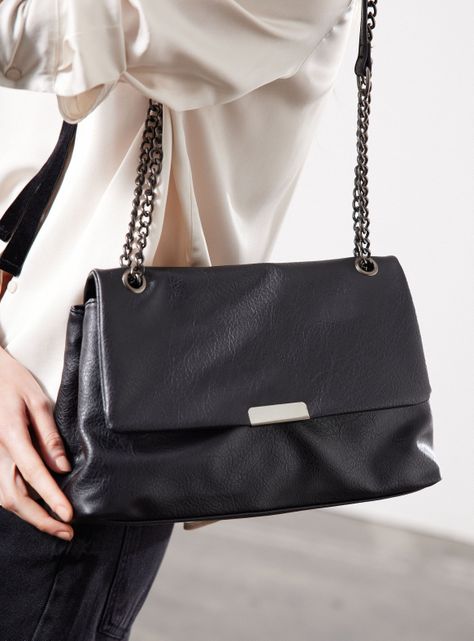 Cartera con Cadena y Doble Compartimento-1
