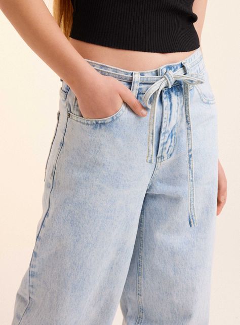 Jeans con Cinturón Tipo Lazo-1