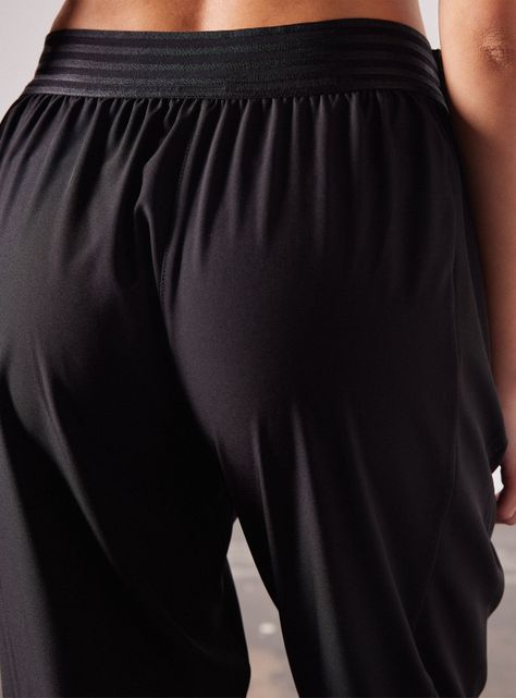 Pantalón Deportivo Tela Repirable Liviana-3