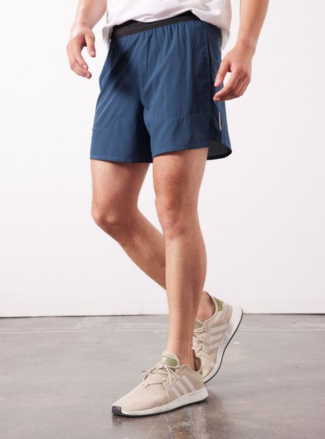 Short Tela Respirable Detalles Reflectantes-0