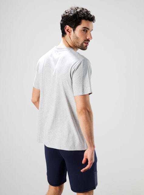 Polera Sobre Relieve Logo-1
