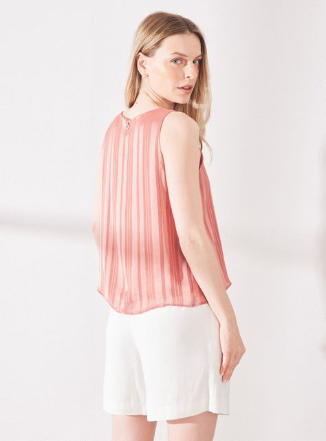 Blusa Satín Doble Capa Cuello en V-1