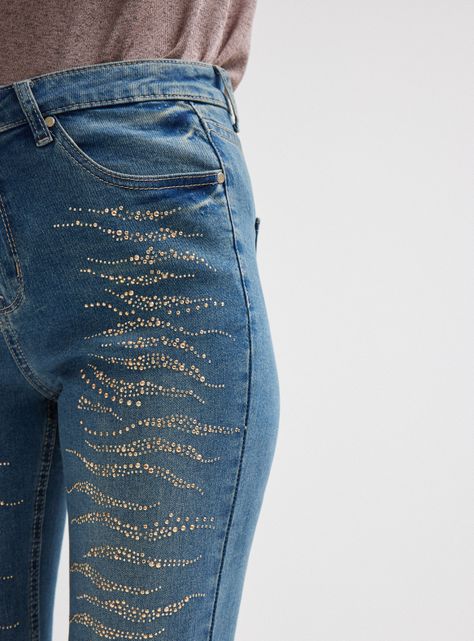 Jeans  Flare Detalle Tachas-2