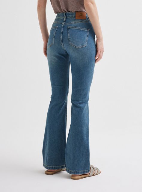 Jeans  Flare Detalle Tachas-1