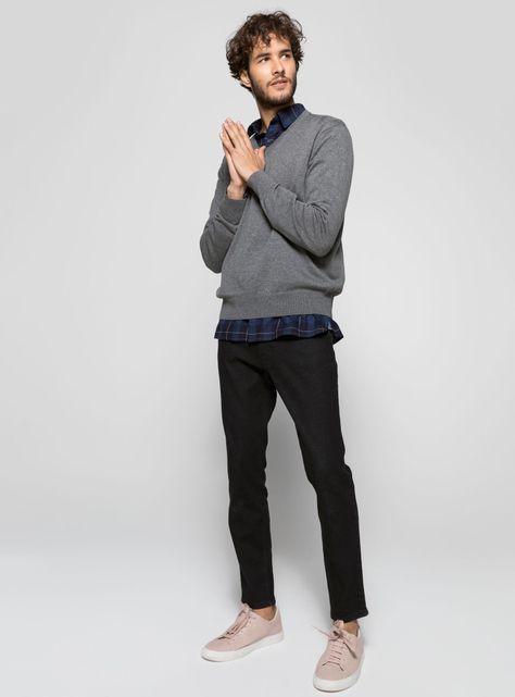 Sweater Básico Liso Cuello V-3