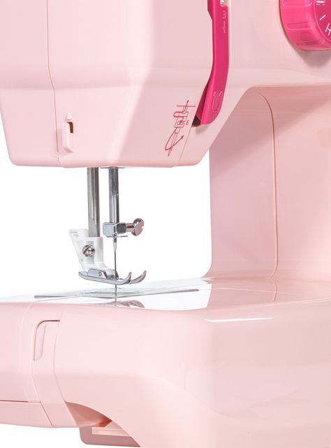 Máquina de Coser ME6 Rosado-5