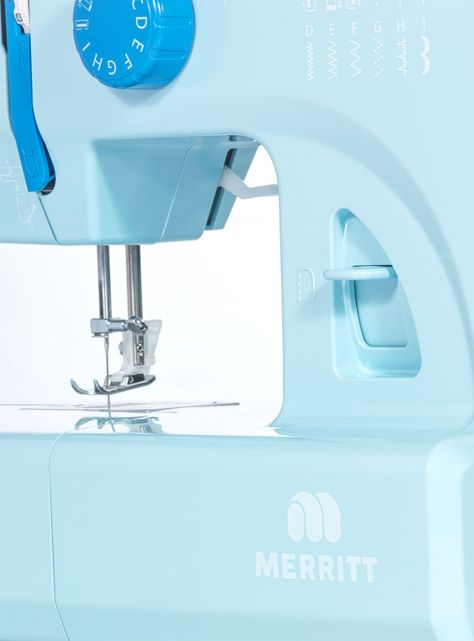 Máquina de Coser ME6 Celeste-4