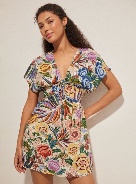 Vestido Corto Estampado Tropical-0
