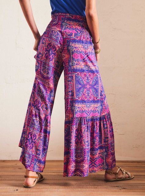 Pantalón Estampado y Cortes-1