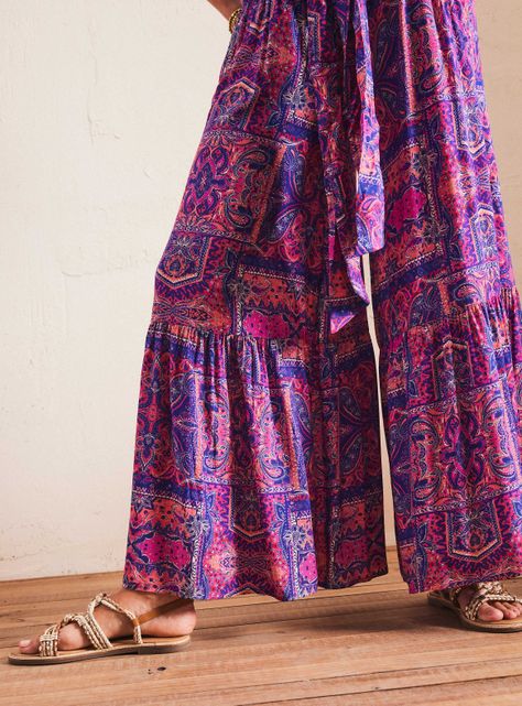 Pantalón Estampado y Cortes-3