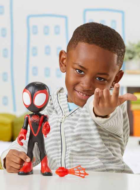 Figura de Acción Miles Morales-4
