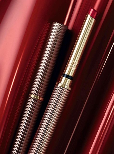 Labial Pure Color Explicit Slick Shine Lipstick Shhh… 0.7 g-3