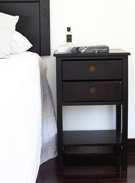 Cama Europea Máximo Cobre 2 Plazas Base Dividida + Respaldo Design Gráfito + Velador Rover-4
