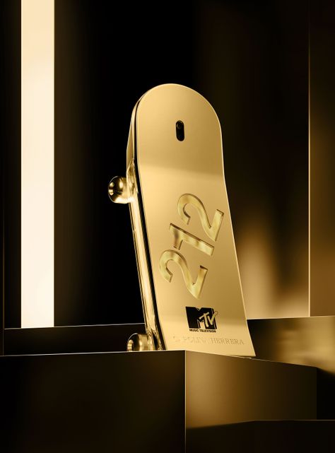 Perfume 212 Men Heroes MTV EDP Hombre 90 ml Carolina Herrera-3