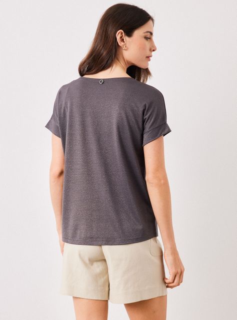 Polera con Brillos y Cuello Cruzado-1