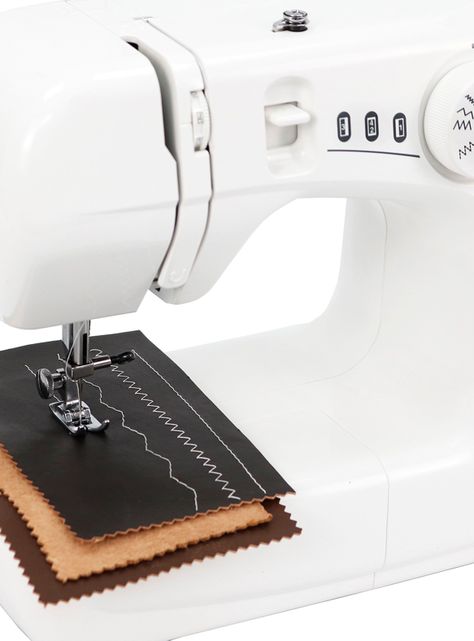 Máquina de Coser 1000A-8