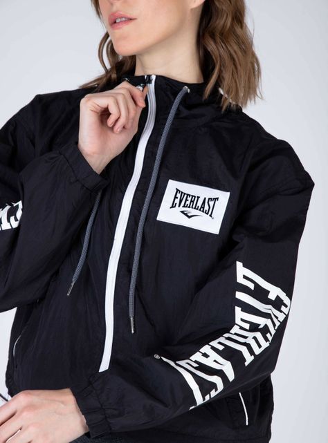 Chaqueta International Cortaviento-2